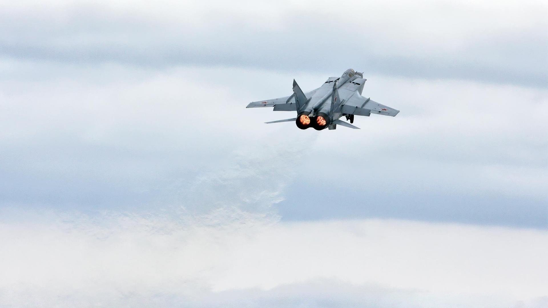 意大利柔道选手在男子比赛中获得金牌，柔道里约奥运会