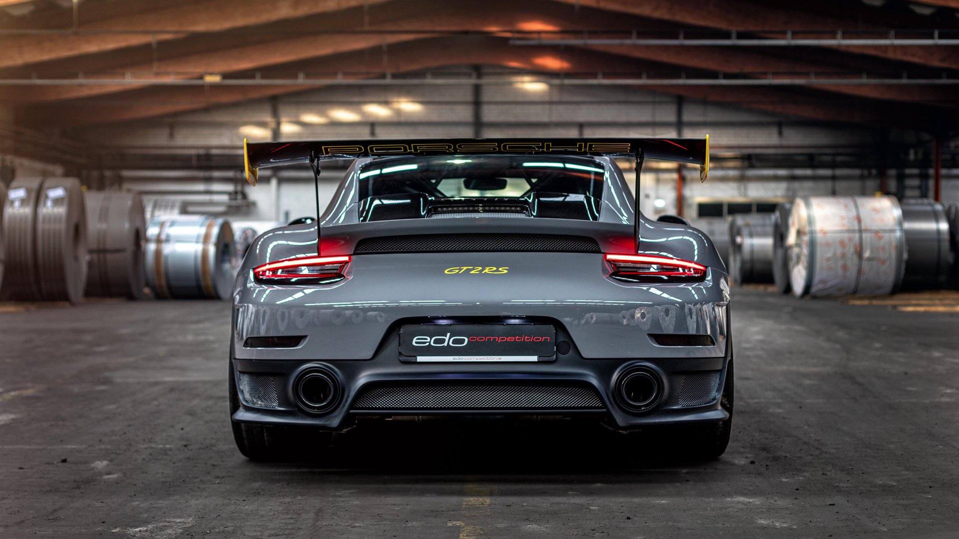 国足比赛主客场心理差异分析,国足行为